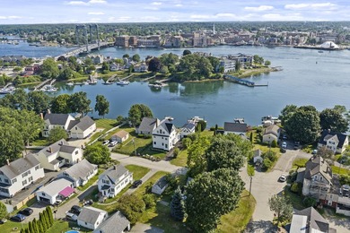 Don't let this once-in-a-generation waterfront masterpiece pass - photo 6