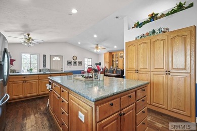 If you're looking for quiet space, endless possibilities, and a - photo 18