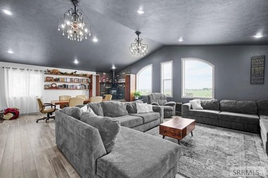 If you're looking for quiet space, endless possibilities, and a - photo 41