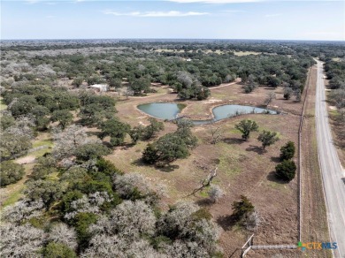 Lake Acreage For Sale in Hallettsville, Texas