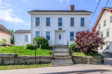 This spacious two-unit property offers a versatile opportunity - photo 1