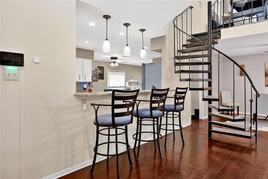 Open House Sun., June 14th from 1 to 3! Nestled in the desirable - photo 9