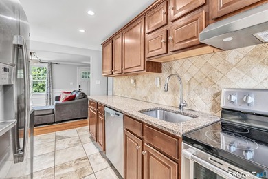 Welcome to this beautifully maintained Cape in Fairfield's - photo 12