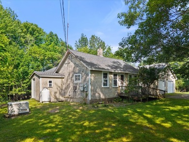 Welcome to 67 West Side Drive on beautiful Verona Island! - photo 2