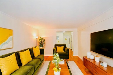 WELCOME TO BRONXVILLE GARDENS!  View this 3rd floor one bedroom