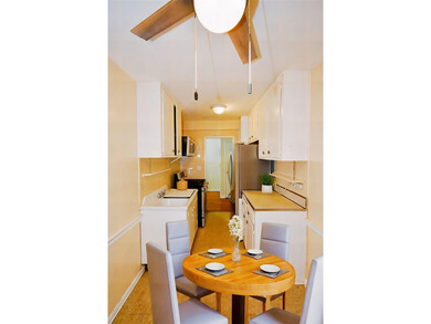 WELCOME TO BRONXVILLE GARDENS!  View this 3rd floor one bedroom