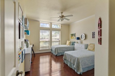 PRICE REDUCTION!! AMAZING VIEWS-Beautiful custom-built Home with - photo 14