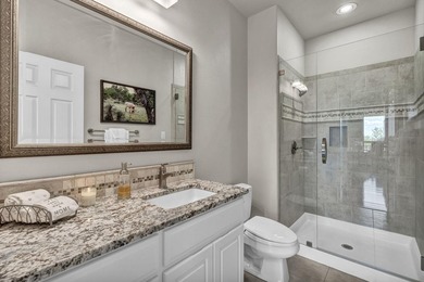 PRICE REDUCTION!! AMAZING VIEWS-Beautiful custom-built Home with - photo 15