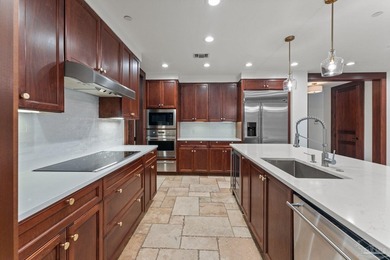 Experience refined, ground-floor living in one of Fairhope's - photo 4