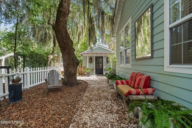 Hurry... this unique piece of property won't last long in Port - photo 45
