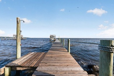 There are two kinds of waterfront: the kind you look at, and the - photo 48