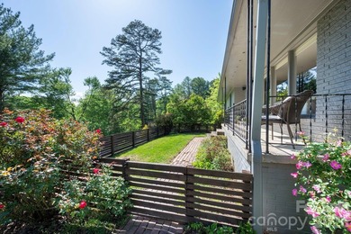 Thoughtfully renovated, light-filled mid-century modern ranch - photo 2