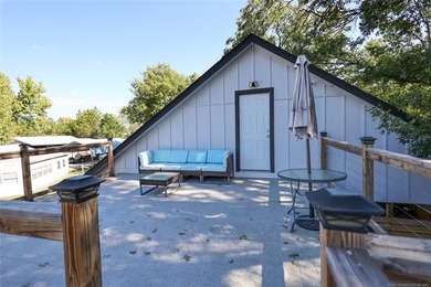 FULLY FURNISHED Dream Lake Getaway in Cedar Blue - Sulphur, OK - photo 13