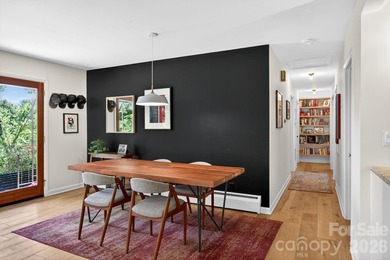 Thoughtfully renovated, light-filled mid-century modern ranch - photo 5