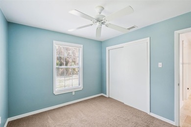 Beautifully renovated 3-bedroom, 2-bathroom home in Isle of - photo 15