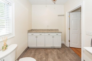 Nestled at the end of a quiet cul-de-sac in sought-after - photo 20