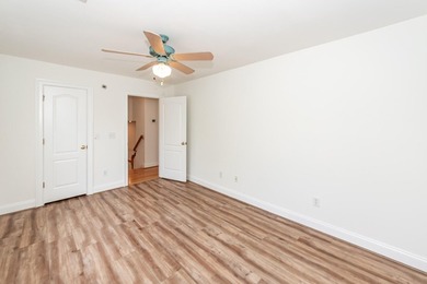 Nestled at the end of a quiet cul-de-sac in sought-after - photo 28