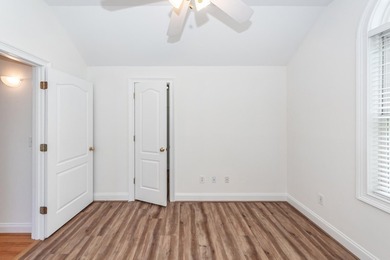 Nestled at the end of a quiet cul-de-sac in sought-after - photo 29