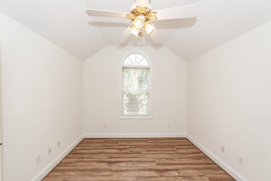 Nestled at the end of a quiet cul-de-sac in sought-after - photo 30