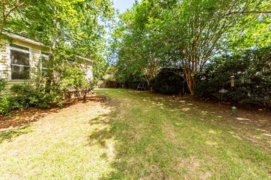 Nestled at the end of a quiet cul-de-sac in sought-after - photo 37