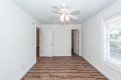 Nestled at the end of a quiet cul-de-sac in sought-after - photo 44