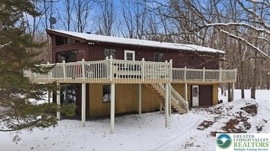 Towamensing Trails Lake Home For Sale in Penn Forest Twp Pennsylvania