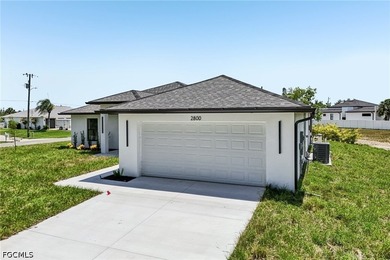 Welcome to this stunning, brand-new 2026 home, perfectly - photo 44