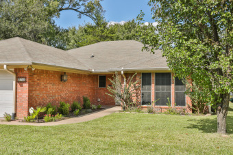 Lake Holbrook Home For Sale in Mineola Texas