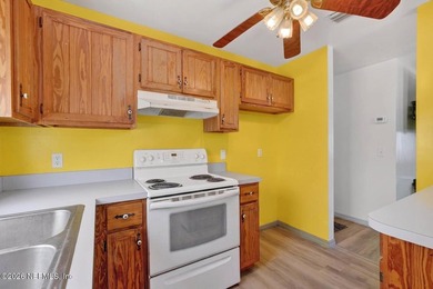 Some homes are built to blend in -- others are meant to stand - photo 14