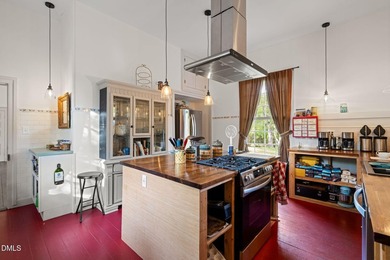 Built circa 1830, Sunnyside offers a rare chance to own an - photo 8