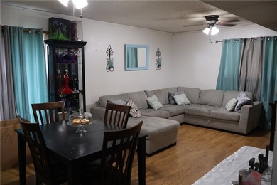 Seller is looking at all offers. Investors - great opportunity- - photo 3