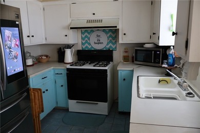 Seller is looking at all offers. Investors - great opportunity- - photo 6
