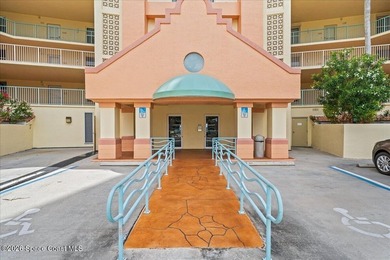 Priced to Sell! Experience easy Florida living in this wonderful - photo 5