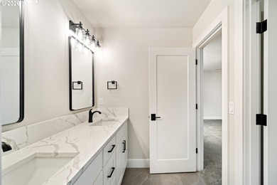 Beautiful new Traditional home backing to serene greenspace - photo 18