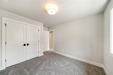 Beautiful new Traditional home backing to serene greenspace - photo 26