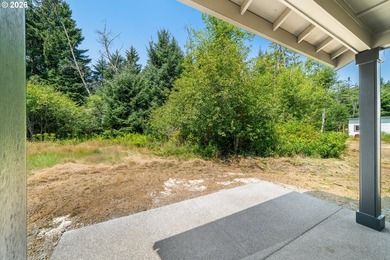 Beautiful new Traditional home backing to serene greenspace - photo 30