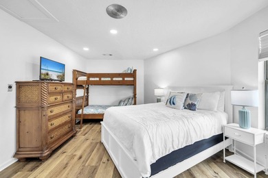 Located in the highly sought-after Holiday Isle area of Destin - photo 37