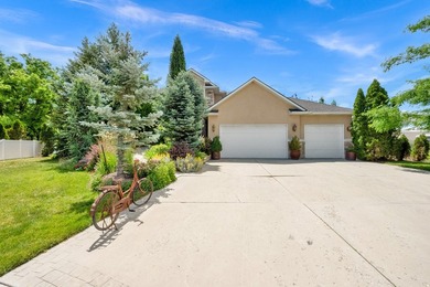SHOWINGS BEGIN JULY 24, 2026!! This pristine 6-bedroom, 3