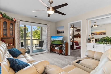 Welcome to your new oasis in the highly desirable River Oaks - photo 11