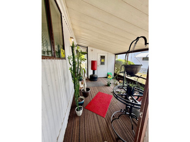 This home is located on a nice size lot w/ no backyard neighbors - photo 13