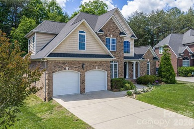 Take a look at this stunning estate located in the prestigious - photo 4