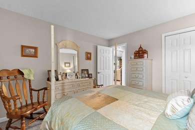Welcome to your new oasis in the highly desirable River Oaks - photo 17