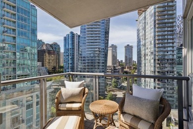 Spectacular marina, ocean and mountain-view home at the coveted - photo 18