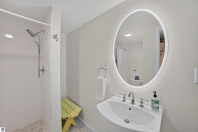 Welcome to the Guest House-your opportunity to enjoy attainable - photo 19