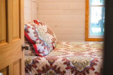 Welcome to the Guest House-your opportunity to enjoy attainable - photo 20