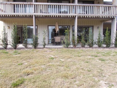 BEAUTIFUL 2 BED 2 BATH INVESTMENT CONDO: This condo unit is on - photo 22