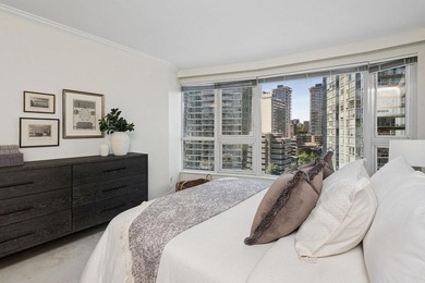 Spectacular marina, ocean and mountain-view home at the coveted - photo 26