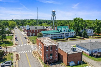 Prime corner commercial building available in the Kerr Lake - photo 2