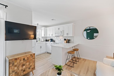 Positioned just steps from the Gulf, Beachside Villas 913 - photo 6