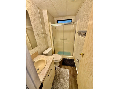 This home is located on a nice size lot w/ no backyard neighbors - photo 48